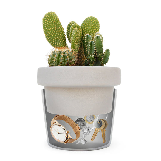 Plant Pot Hideaway